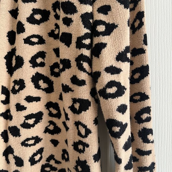 Leopard Print Cardigan - Picture 2 of 4
